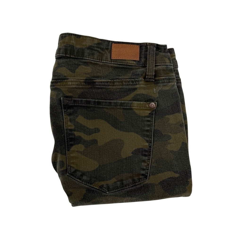 Judy Blue Camo Skinny Fit‎ Jeans Distressed Size 13 / 31